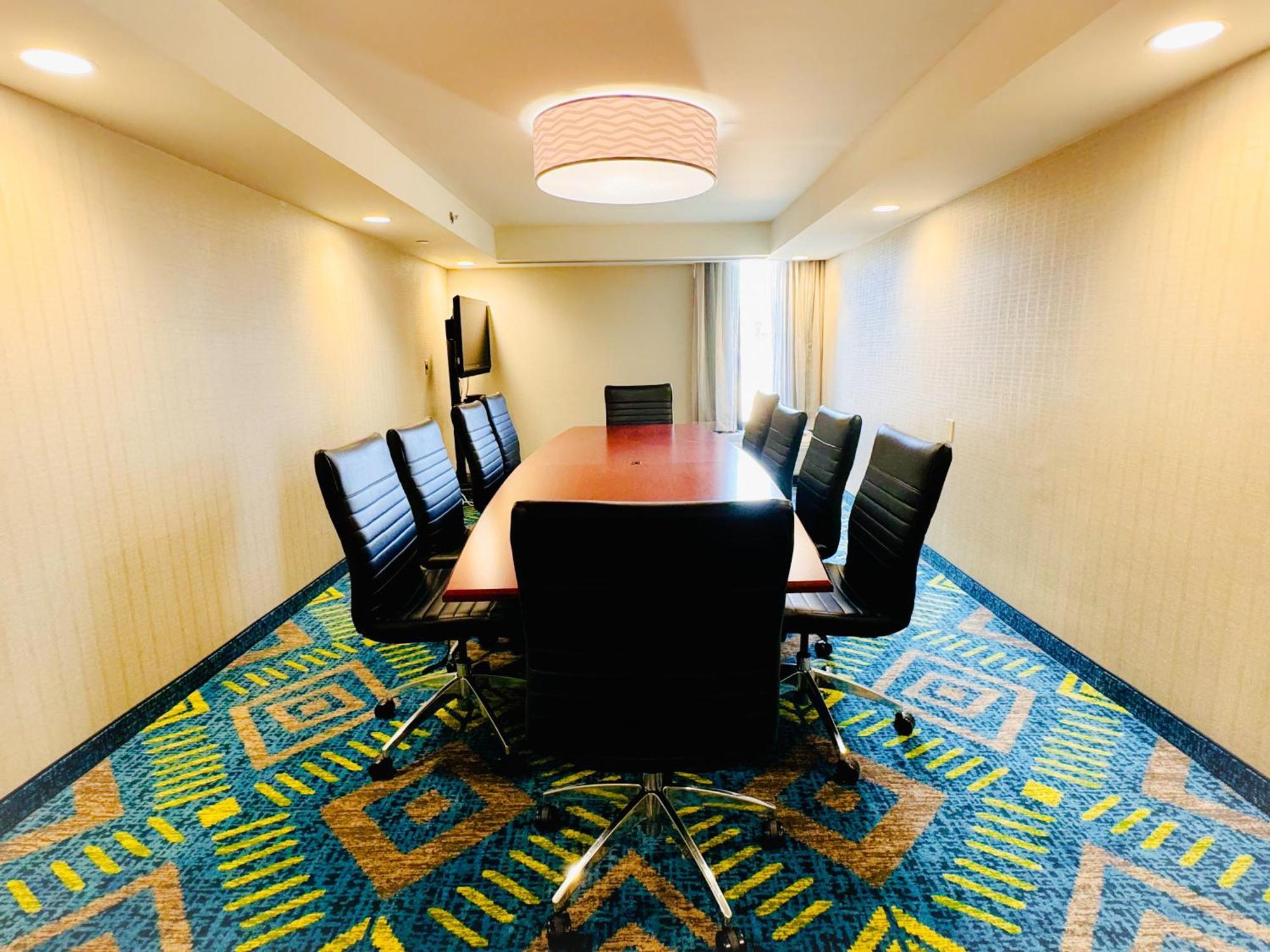 Heritage Inn & Suites St Louis Fenton, Trademark By Wyndham Luaran gambar