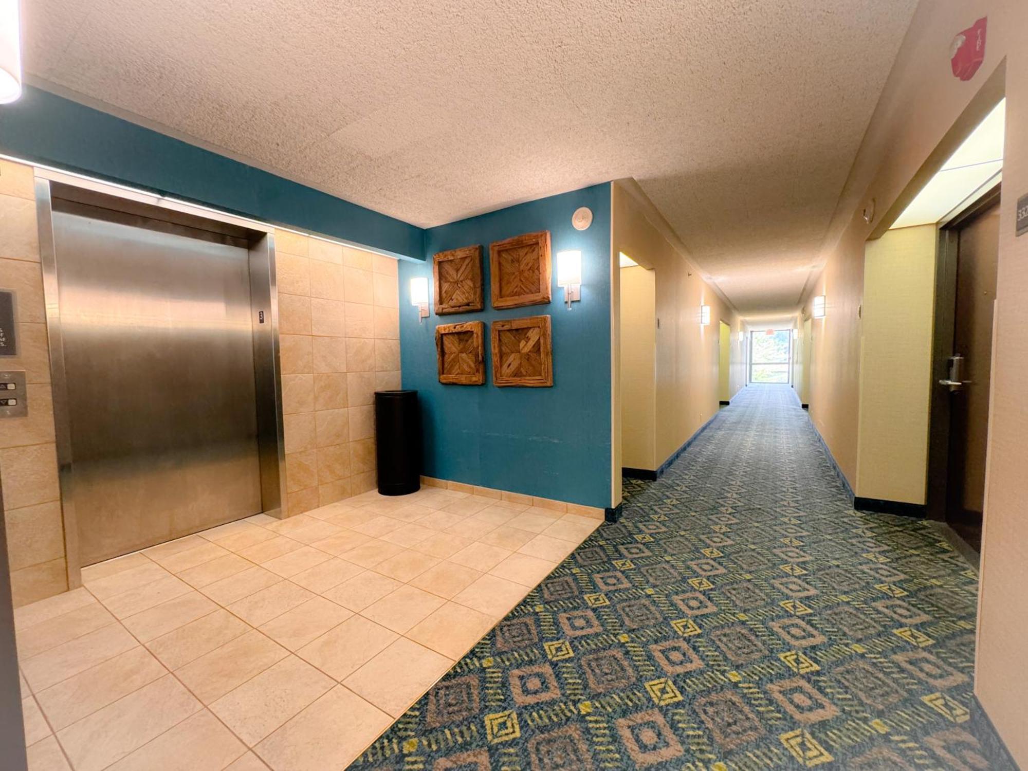 Heritage Inn & Suites St Louis Fenton, Trademark By Wyndham Luaran gambar