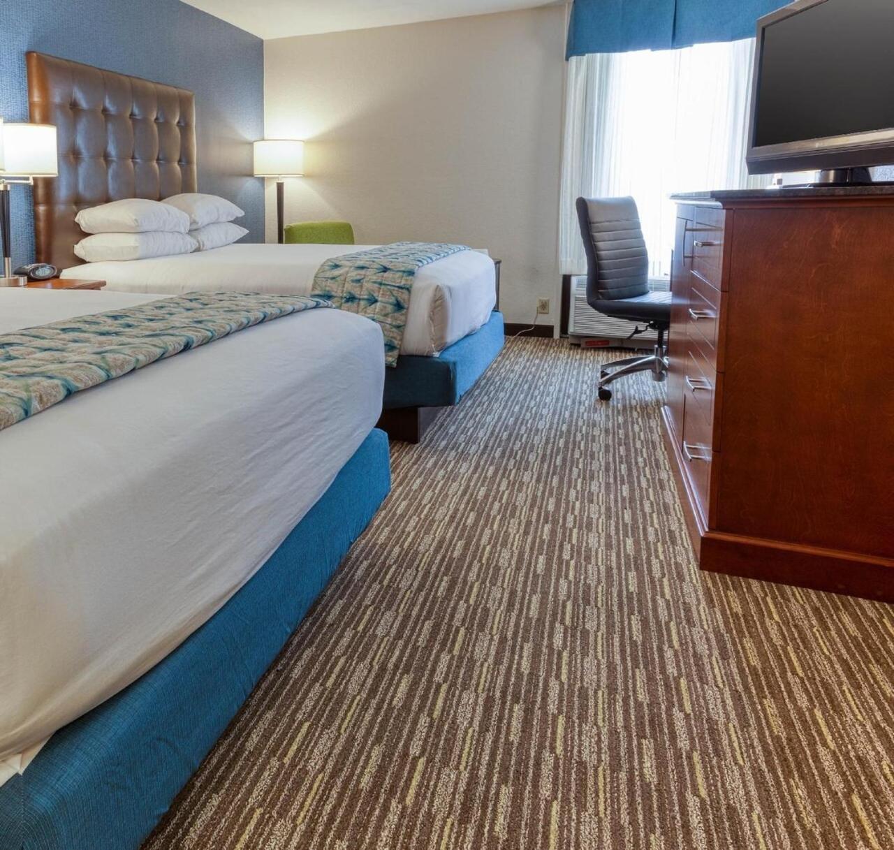 Heritage Inn & Suites St Louis Fenton, Trademark By Wyndham Luaran gambar