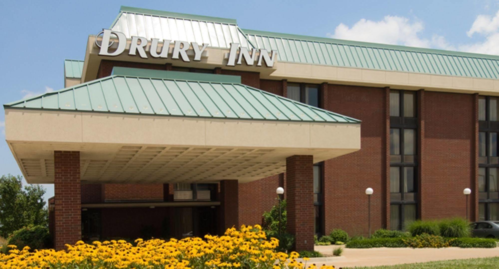 Heritage Inn & Suites St Louis Fenton, Trademark By Wyndham Luaran gambar